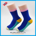 2015 calcetines baratos del deporte del algodón multi ocasional de los colores de los muchachos / calcetines de encargo de la élite